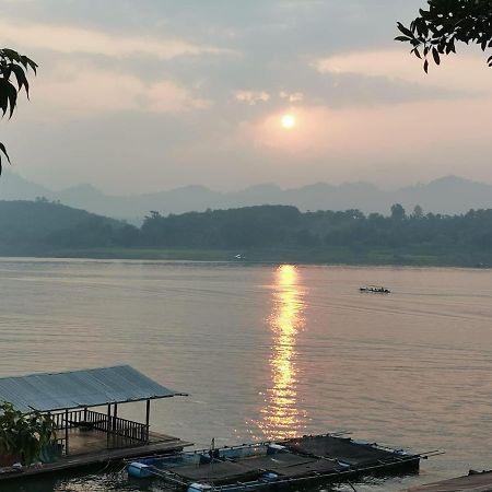 סונגקלה בורי Baan Dongsak River View מראה חיצוני תמונה
