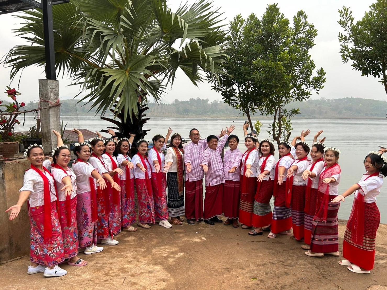 סונגקלה בורי Baan Dongsak River View מראה חיצוני תמונה